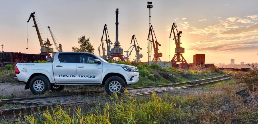  Arctic Trucks Toyota Hilux NG AT33 2016 года  (фото 11 из 11)
